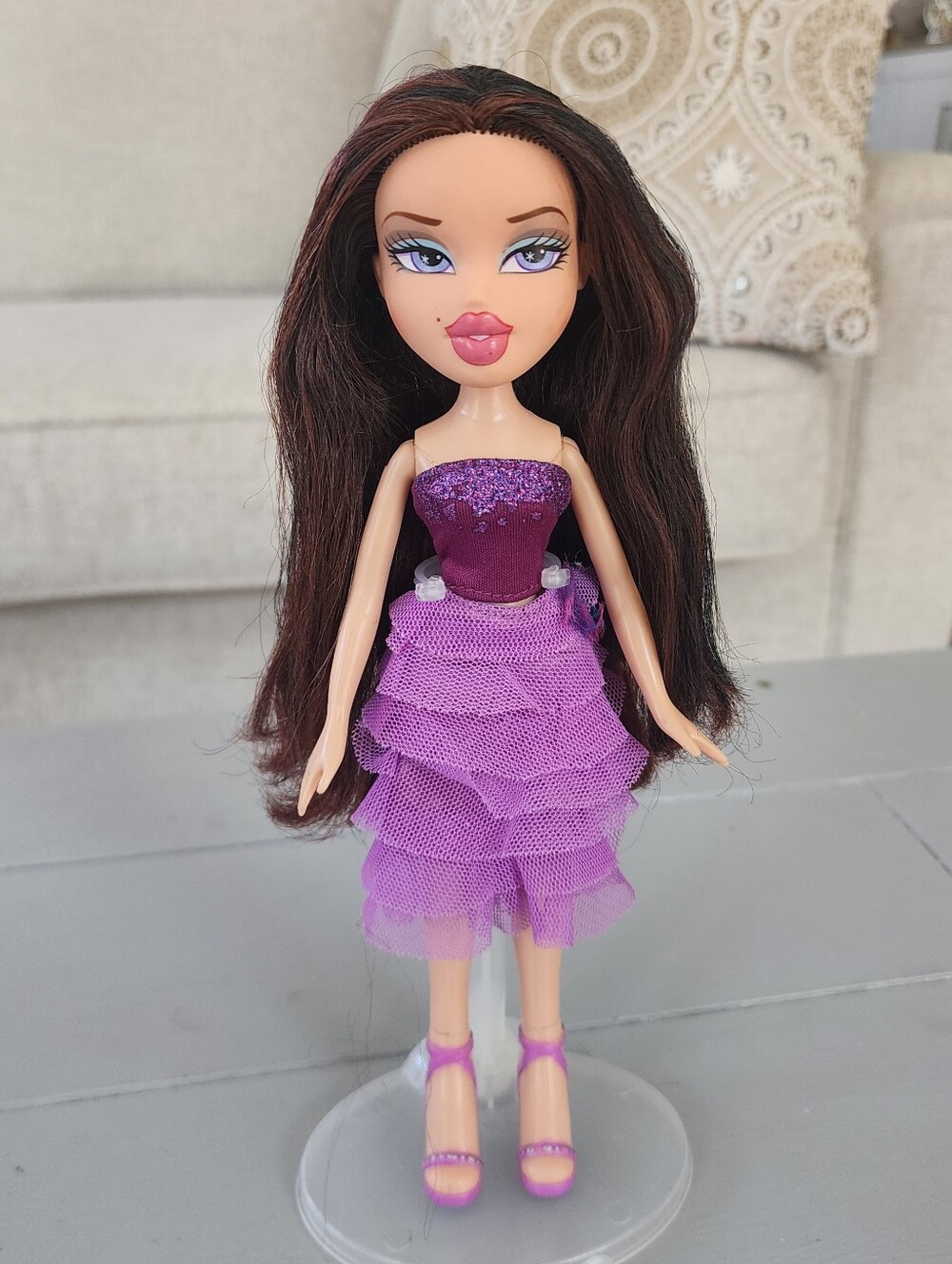 MGA Bratz Hollywood Style Phoebe in Purple Dress Beautiful